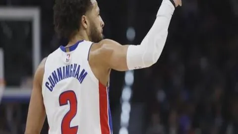 利物浦意外获分，英超榜首对决握手言和